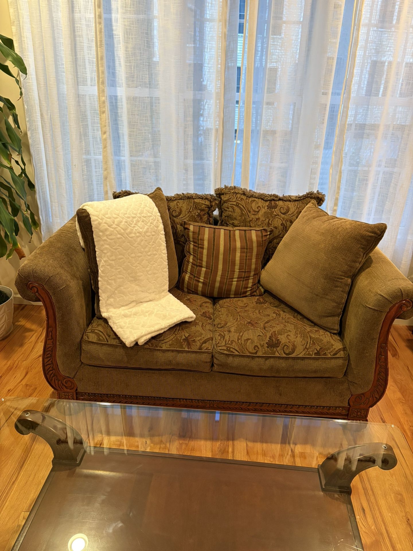 Sofa Set
