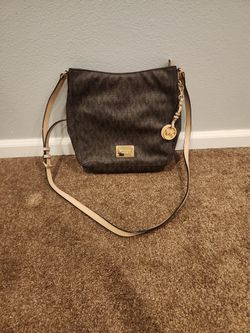 Michael Kors Crossbody
