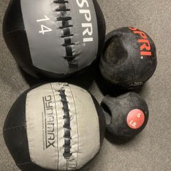 Wall And Rubber Kettlebells Wights