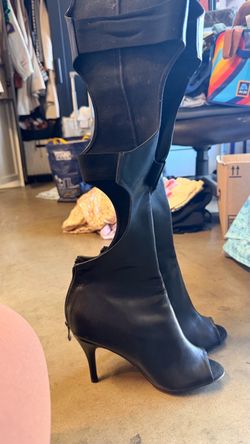 Burju Heels