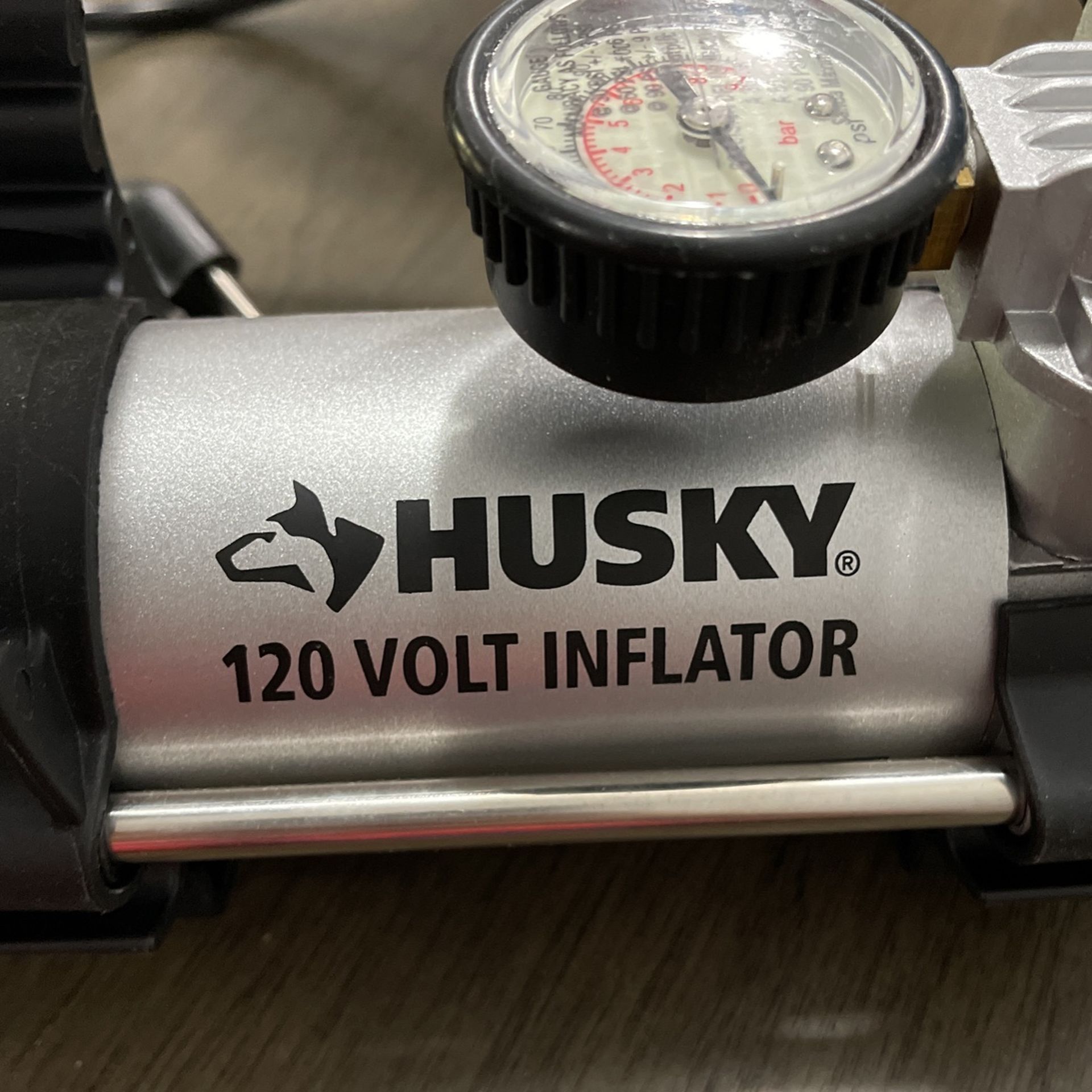 Husky 120 Volt Inflator for Sale in Harrison, NJ - OfferUp