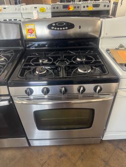 USED MAYTAG GAS STOVE