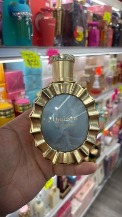 Brand new sealed/Lattafa Victoria 100ml/3.4oz edp