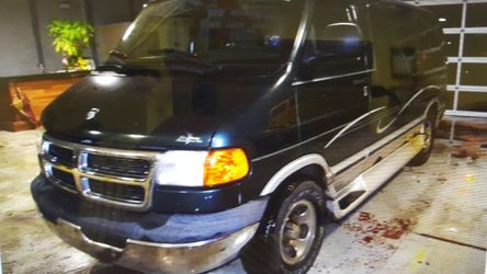 2003 Dodge Ram Van