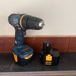 1- RYOBI MAG TRAY DRILL & BATTERY / 1 - RYOBI 12.0v BATTERY