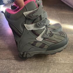 Toddler Size 9 Snow Boots