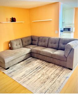L shape sectional couch