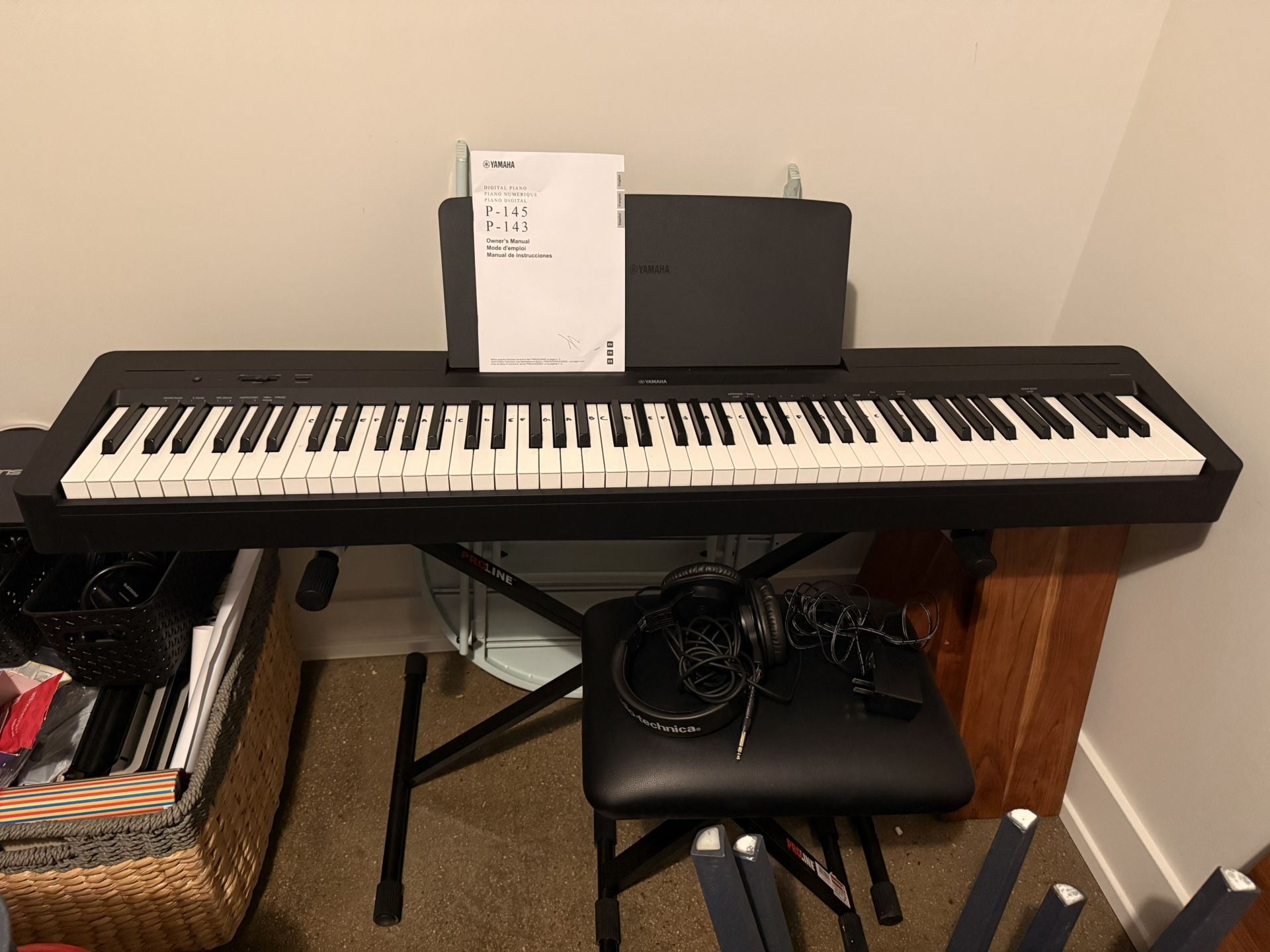 Yamaha Keyboard