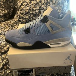 AIR JORDAN RETRO 4 UNIVERSITY BLUE 9.5