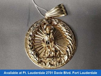 Coin Pendant - Yellow Gold 10k (.417) 34.7 grams