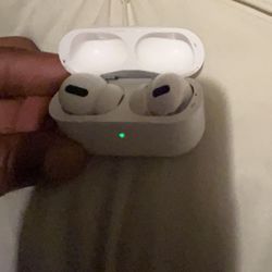 Apple AirPods Pro