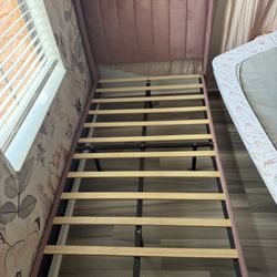 Velour Pink Mauve Twin Bed