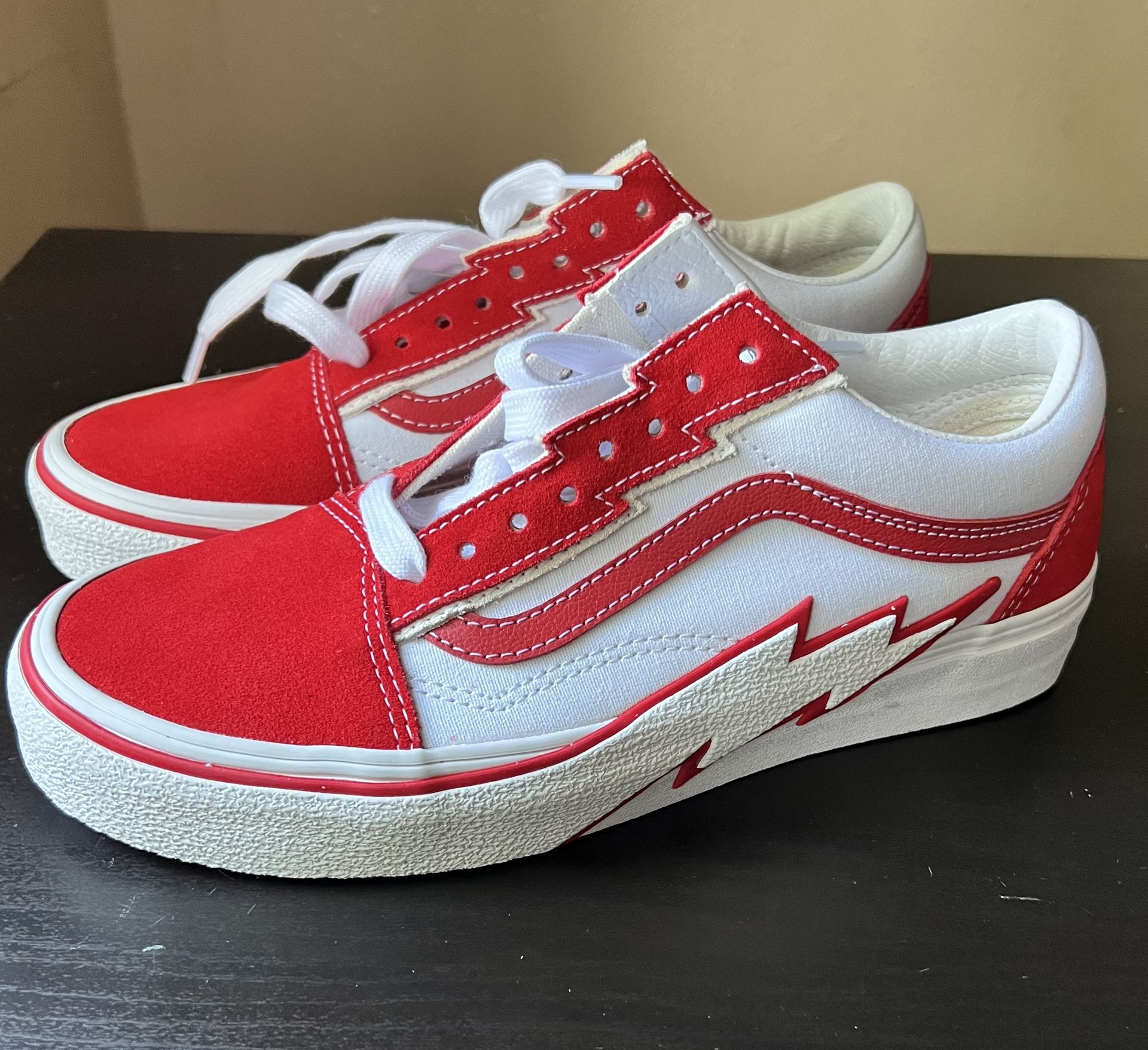 SUPREME Vans Old Skool Pro for Sale in Tustin, CA - OfferUp