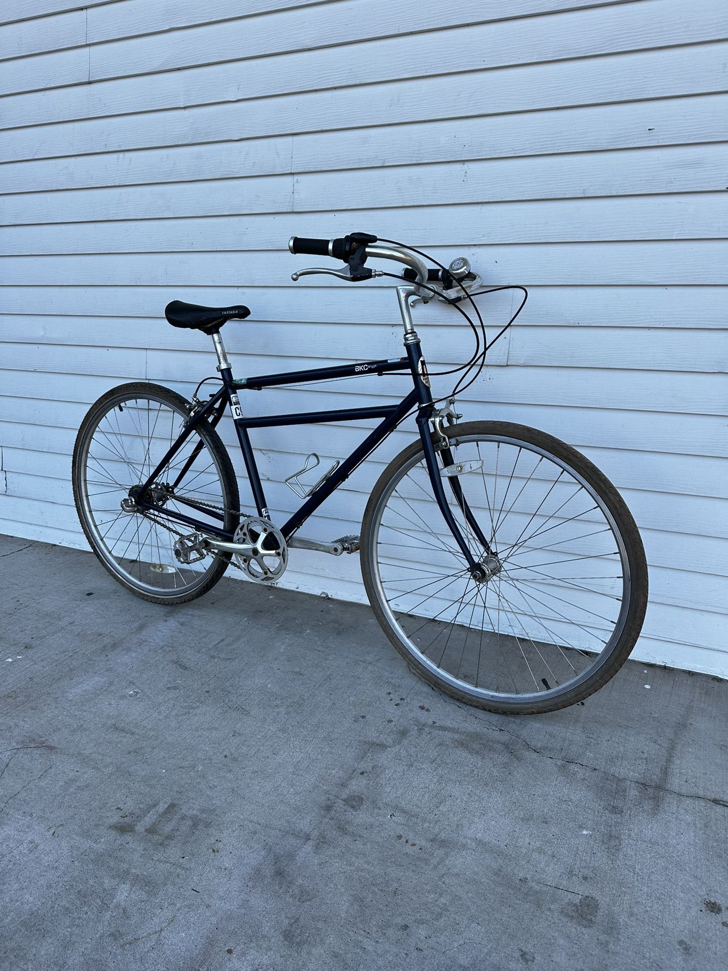 Men’s Hybrid Bike