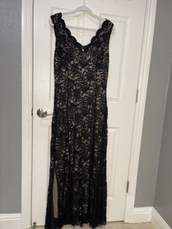 Elegant Black Maxi Dress
