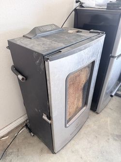 Masterbuilt Smoker