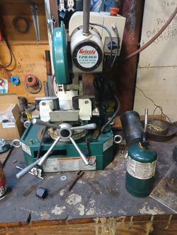 Grizzly Cut Saw