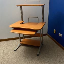 Computer desk