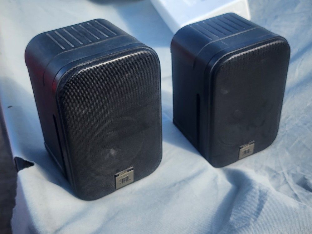 JBL PRO III - Home Stereo Speakers