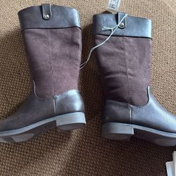 Children’s Place Faux Suede Boots Size 2