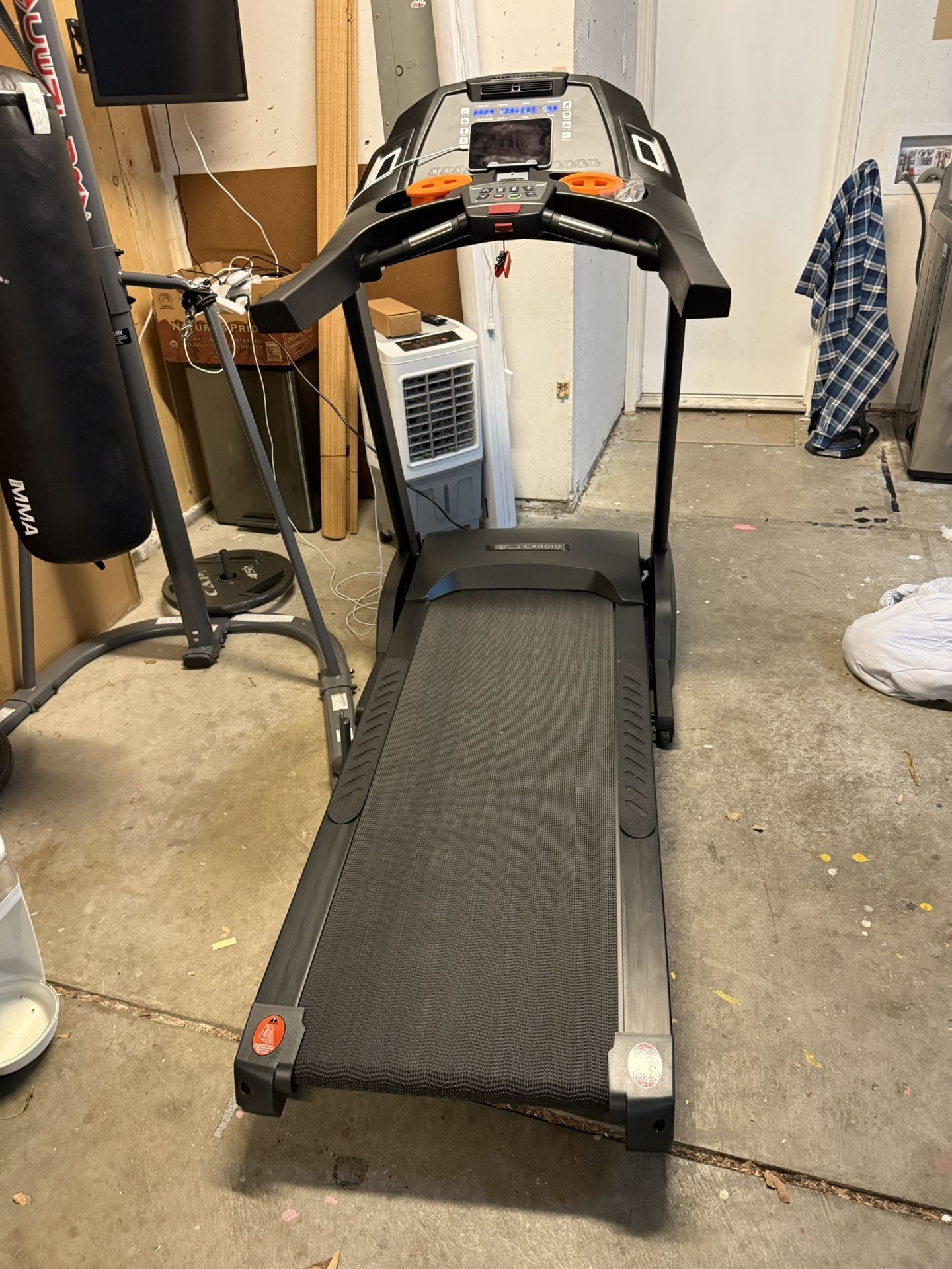 3G Cardio Pro Runner X Treadmill