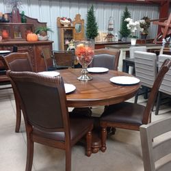 Round Dining Room Table Set 