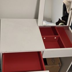 Ikia White Dressing Table