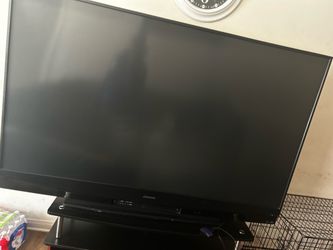 85 inch tv and Xbox 360