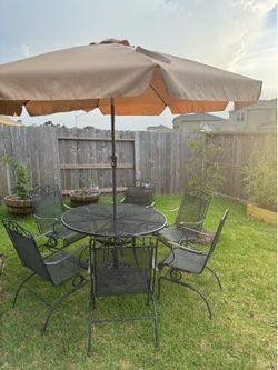 Patio iron furniture 6 seats, table, umbrella, stand