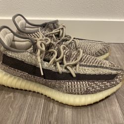 Adidas Yeezy Boost Sneakers