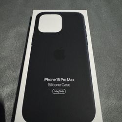 Apple iPhone 15 Pro Max Silicone Case Black 
