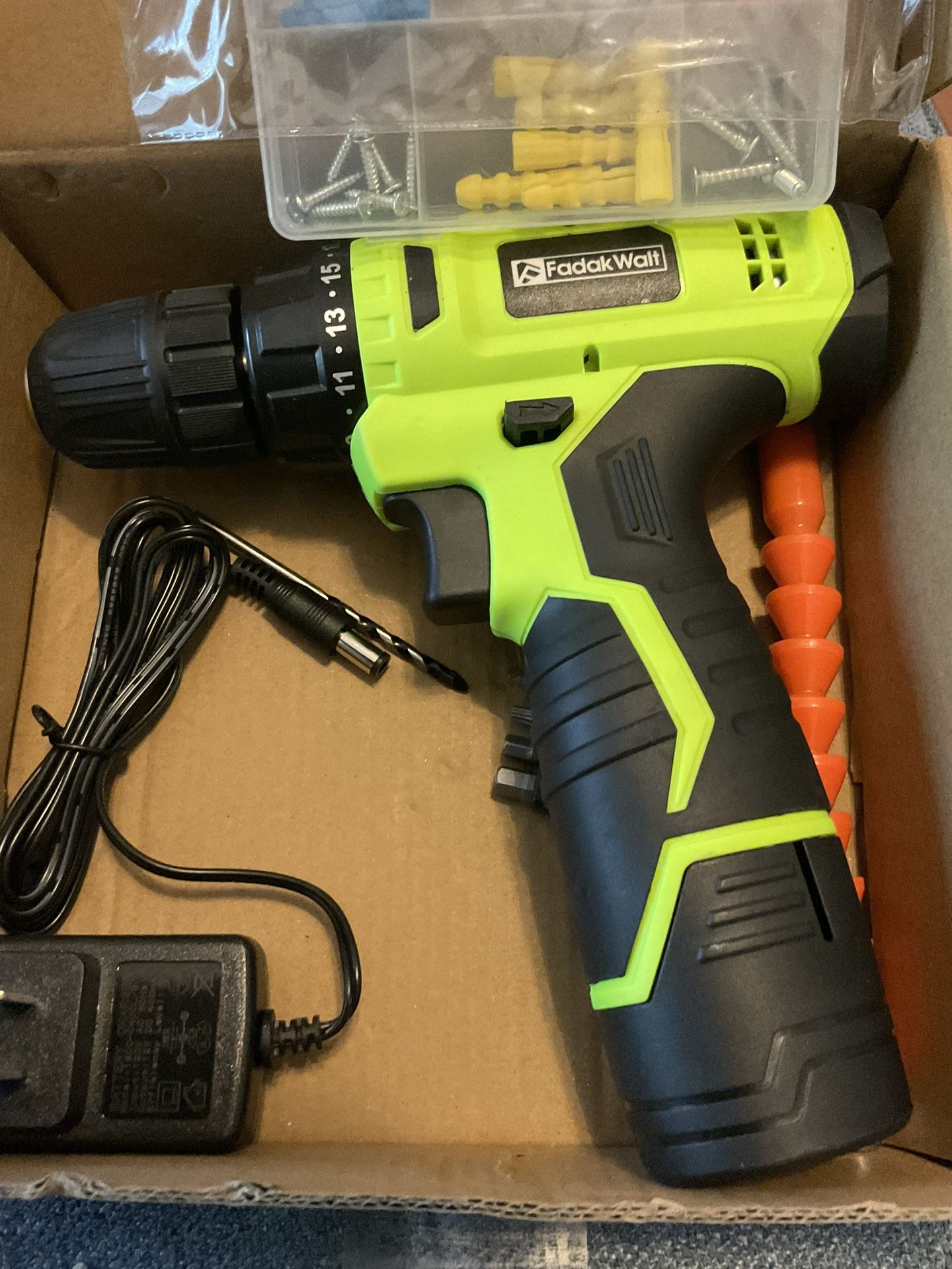 CORDLESS DRILL