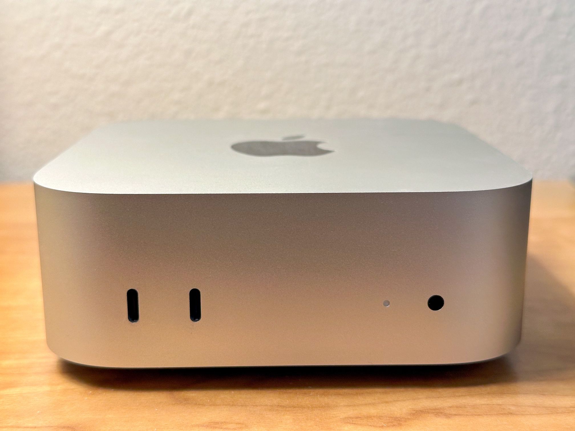 2024 Apple Mac Mini M4 Pro with 24GB RAM, 1TB SSD, Gigabit Ethernet