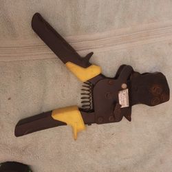 Apollo PEX Cinch Clamp Tool. One Hand. Made In USA. Ratcheting.