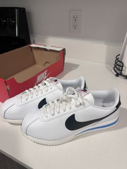 Nike Cortez / Women Size 10 