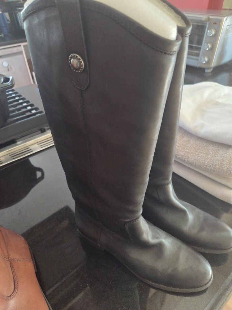 Leather Boots. Black Size 8 Women's 