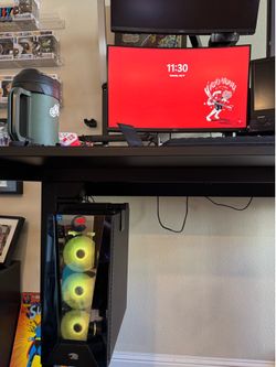 Gaming PC plus monitor