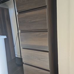 5 Drawer Dresser