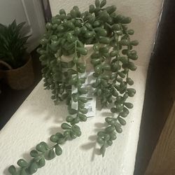 Artificial home decor