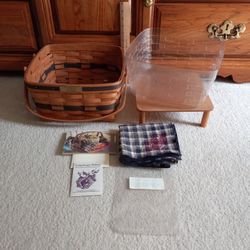 1992 Longaberger J W Collection Cake Basket