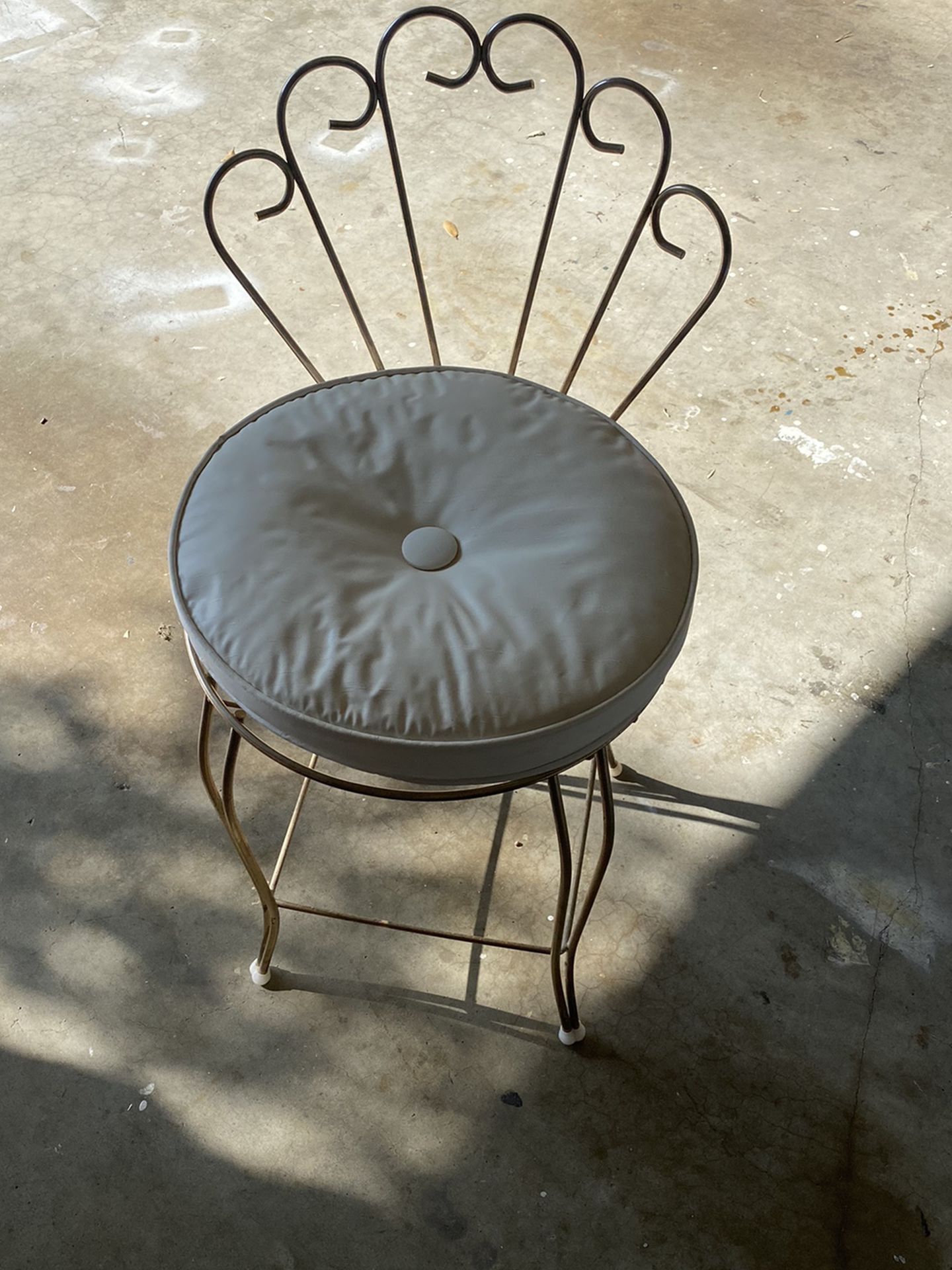 Mid Century Vanity Chair