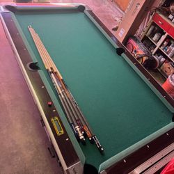FREE Pool Table For Pick Up 
