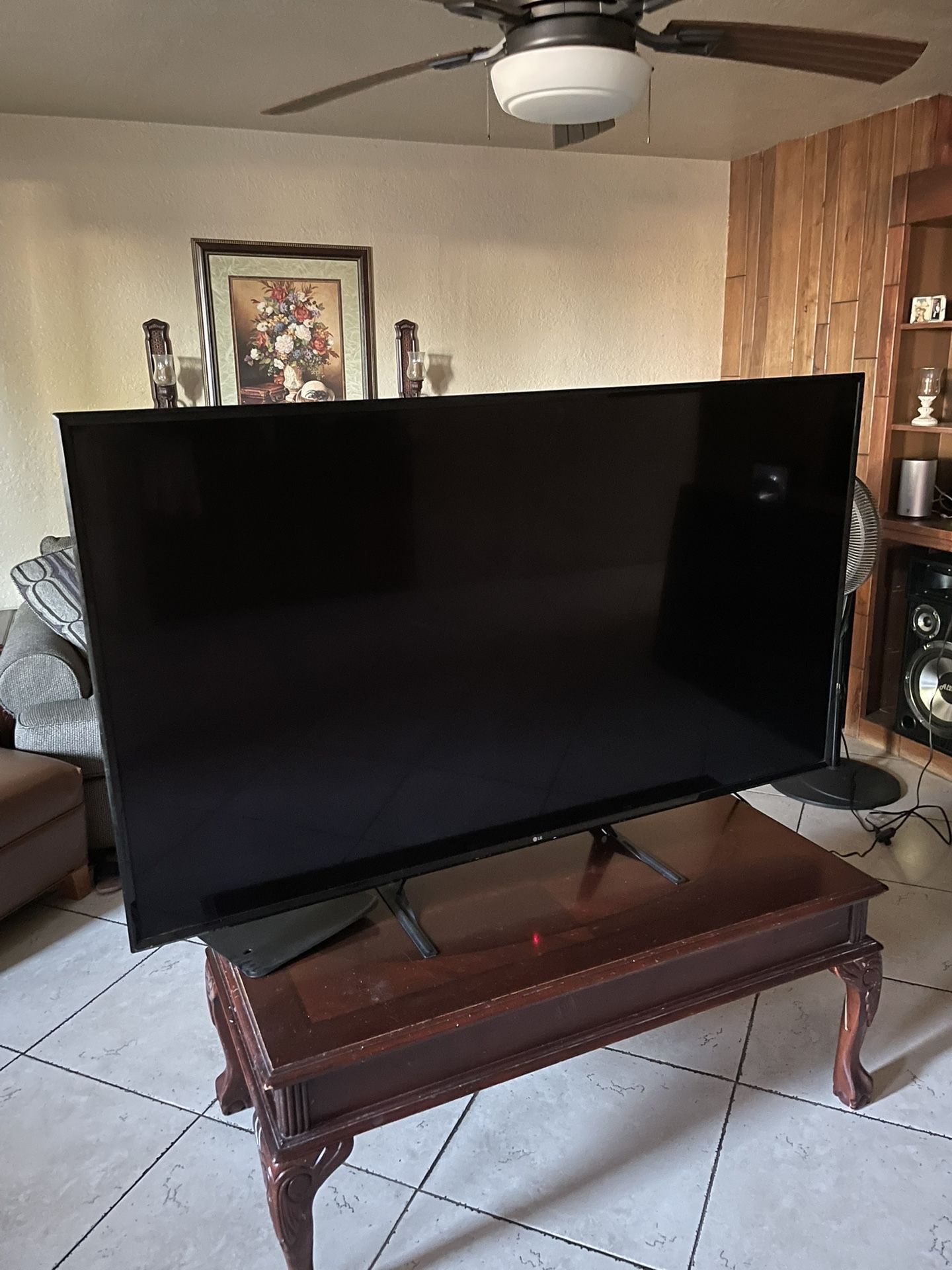 LG 65 UHD 4K Smart TV
