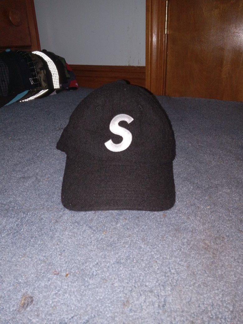 Supreme S logo Wool Hat