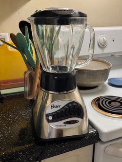 Oster 16-Speed Blender with Glass Jar