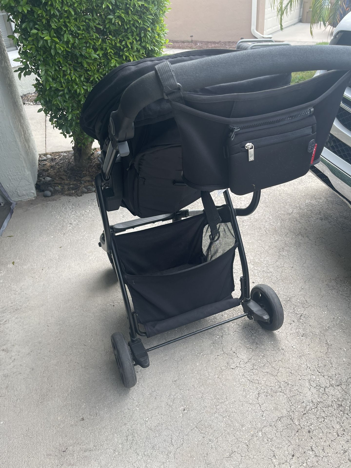 Urbini Stroller