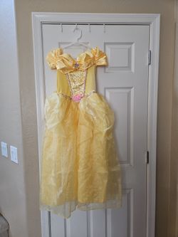 Disney Princess BELLA Costume Size M (8-10)