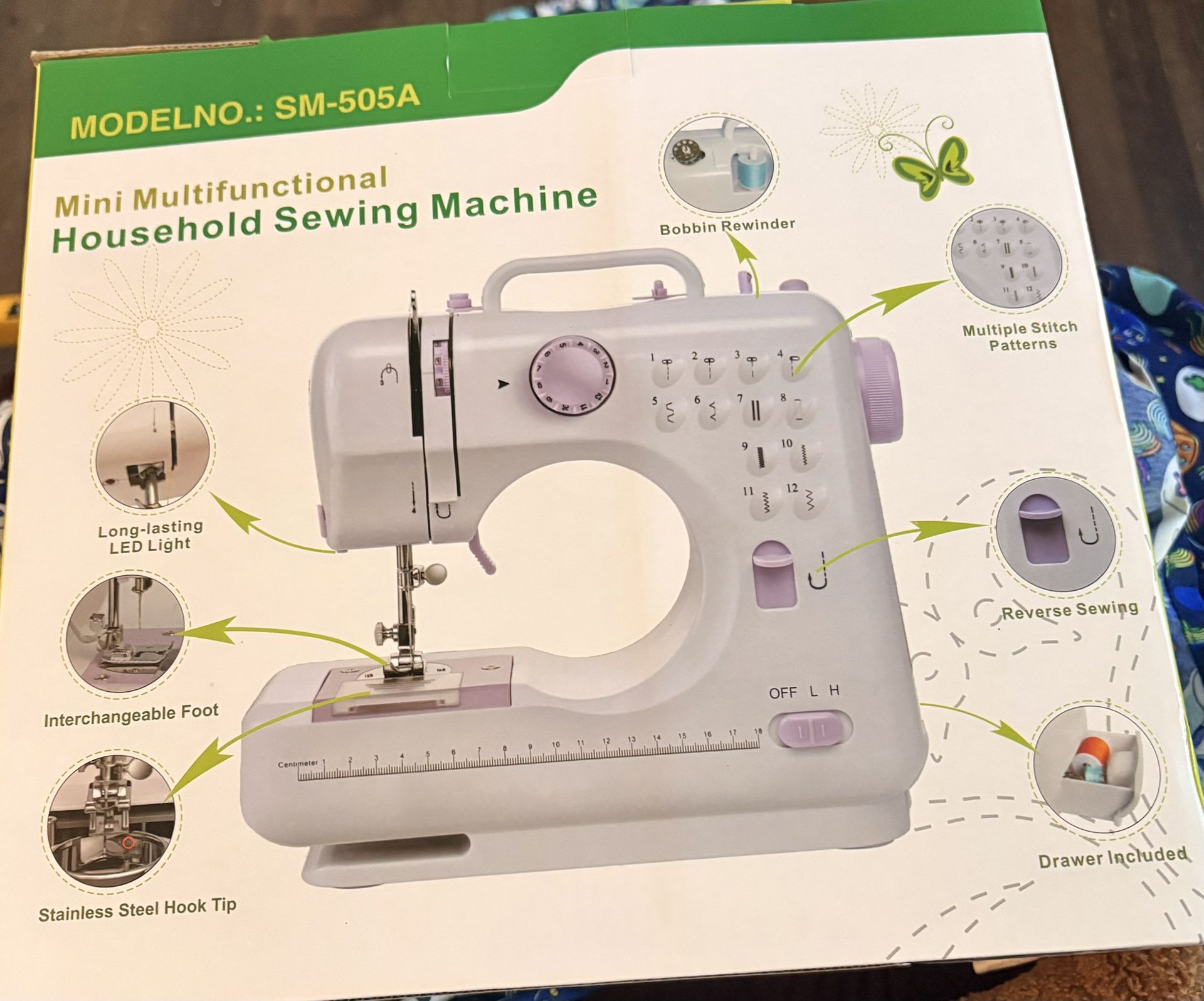 Household Sewing Machine /Máquina de coser portátil