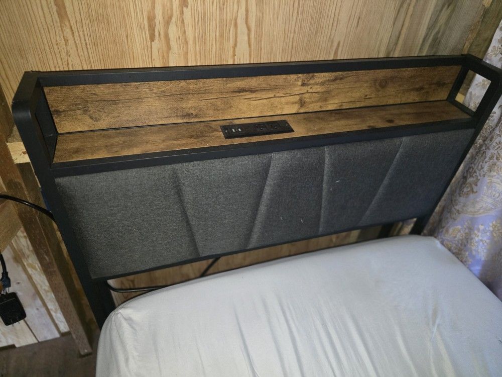 Twin Bed With Mattress