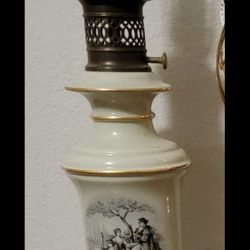 Vintage 24k Gold Lamp Colonial George And Martha 